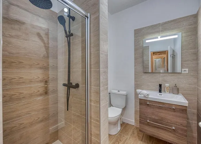 Le Charreton 1 I Ile Verte / Chu De *